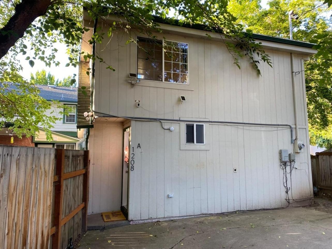 Near Downtown- Kitchen-Washerdryer-Parking Medford Luaran gambar