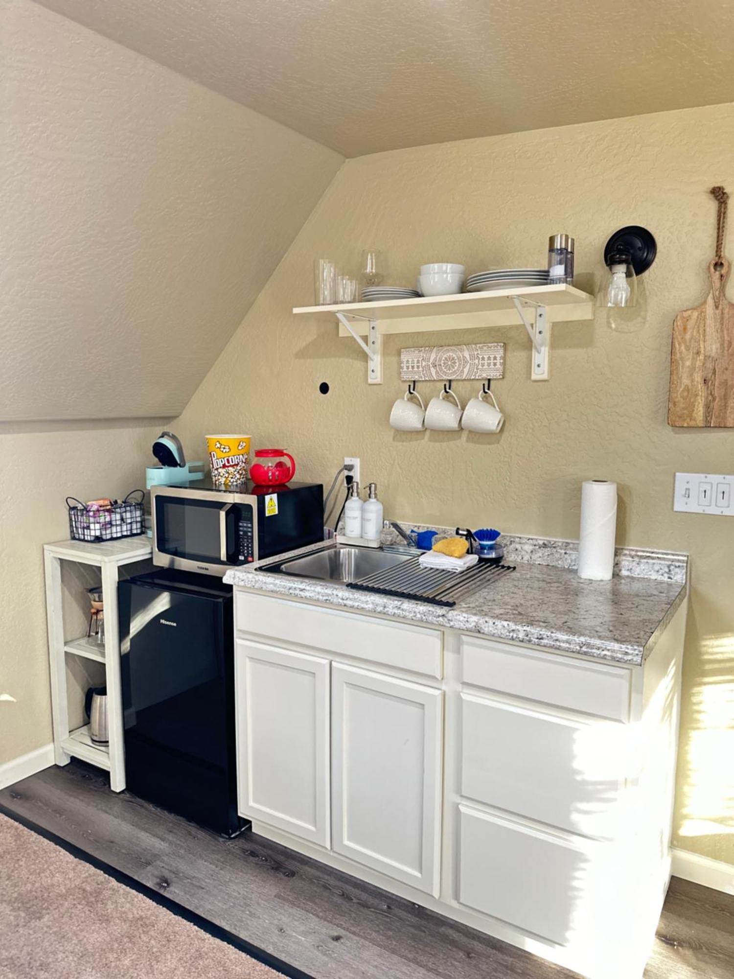 Near Downtown- Kitchen-Washerdryer-Parking Medford Luaran gambar